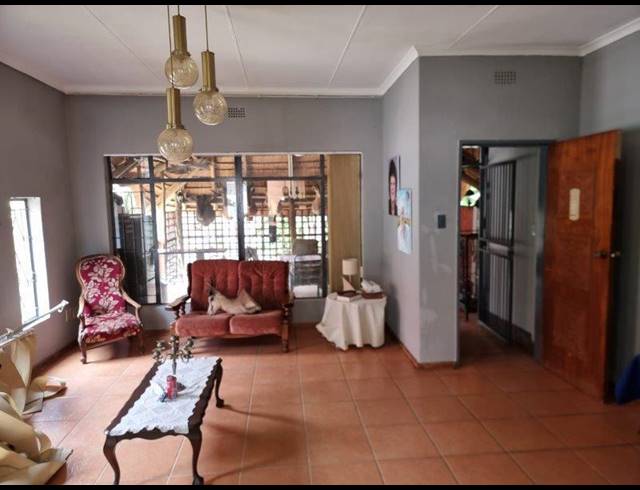 3 BEDROOM HOUSE TO LET IN BO-DORP